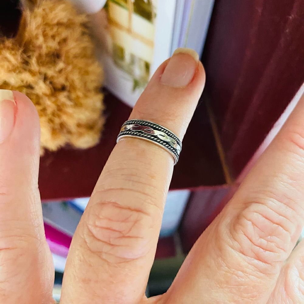Sterling Silver Bali Design Band Toe Ring - Picture 3 of 4